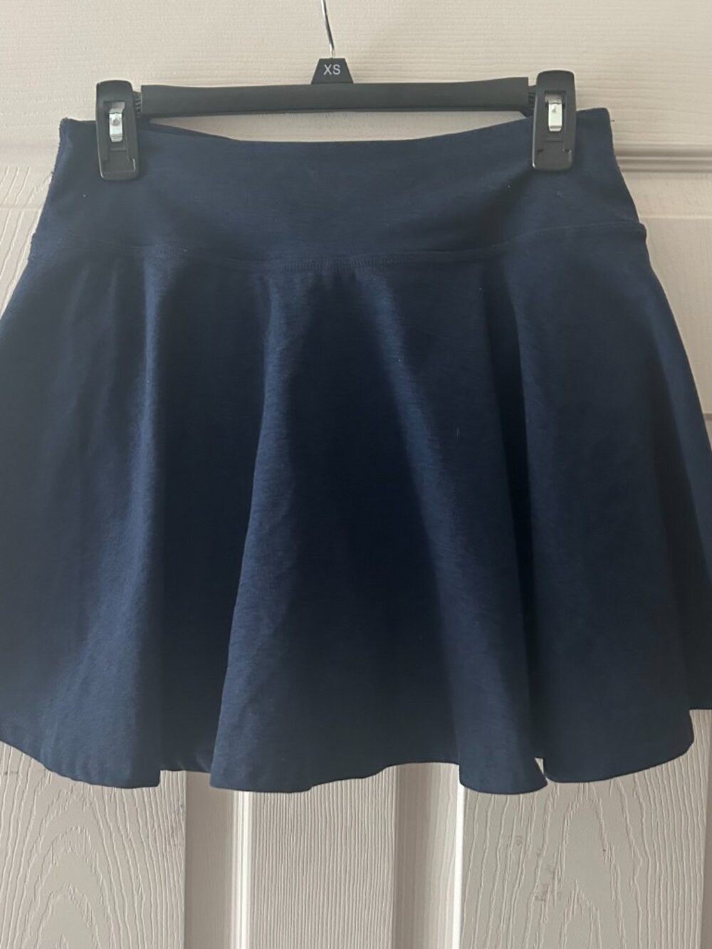 Beyond Yoga Score Pleated Mini Skirt Size Medium Activewear Skirt Tennis Prep in - Picture 3 of 14